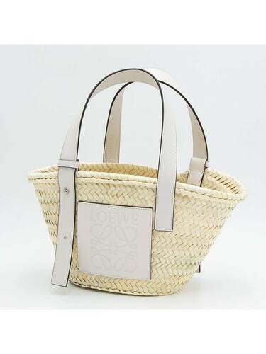 로에베 Small Basket bag in palm leaf and calfskin바스켓 백 스몰 A223S93X04 2163